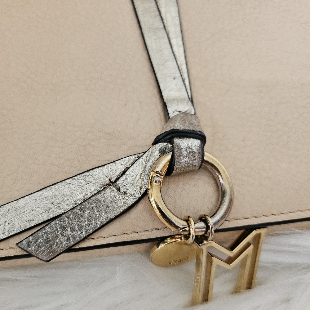 ❌SOLD❌ 🩷Chloe Alphabet Wallet🩷 - Picture 5 of 14